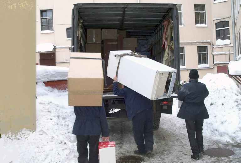 Сколько стоит перевозка личных вещей (коробки) попутно из Сургута в Горячий Ключ