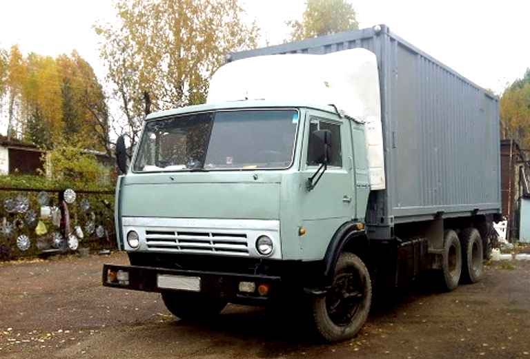 Заказать грузовой автомобиль для доставки мебели : Холодильник высотой 1,9м из Пензы в Звенигород